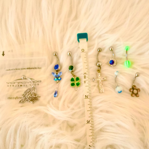 Miscellaneous belly button rings - Picture 1 of 3